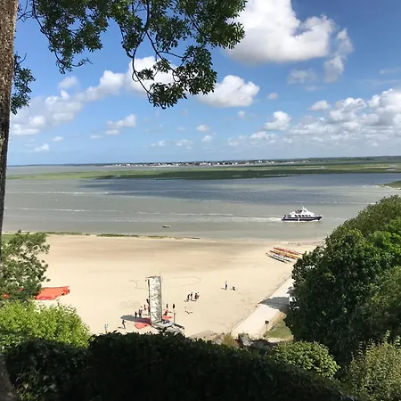 La Baie Des Remparts Meuble Le Hable D'ault オー